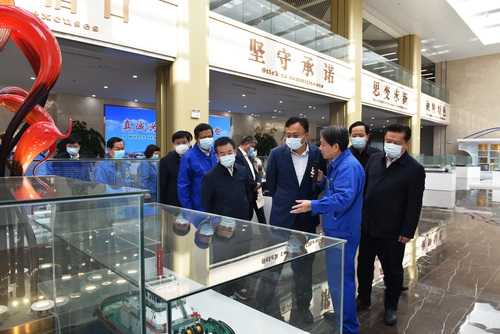 2022-3-9--胡廣杰副省長(cháng)調研--壓縮.jpg