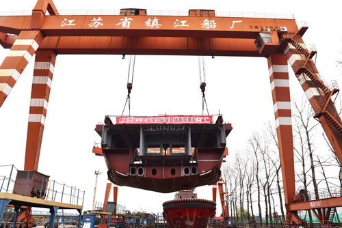 2022-3-22--北部灣5120kW2號搭載--壓縮.JPG