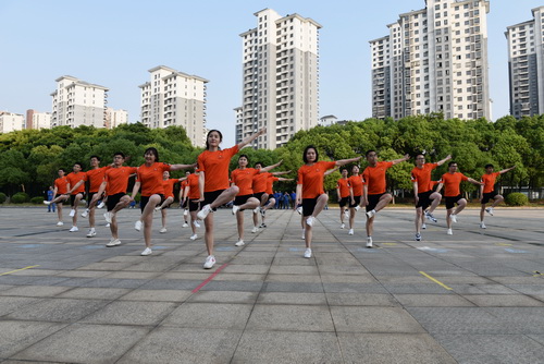 2022-5-25--廠(chǎng)慶71周年-6--壓縮.JPG