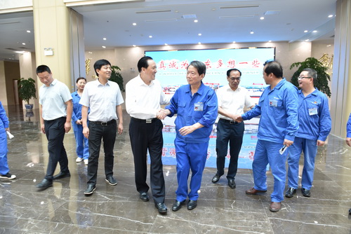 2022-7-7--李健來(lái)廠(chǎng)調研-2--壓縮.JPG