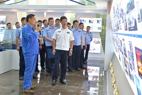 2023-9-14--鎮江邊防檢查站趙云站長(cháng)-壓縮.JPG