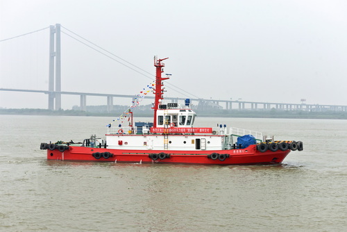 江陰澄港拖輪出廠(chǎng)-壓縮.JPG